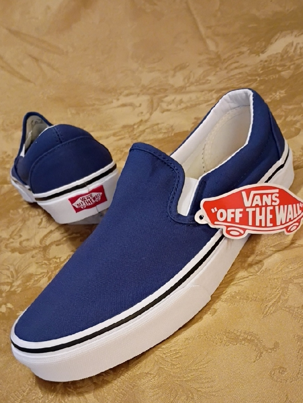 VANS Classic Slip-On Canvas Loafers in Navy Blue Men's 7.5 Women's 9.0